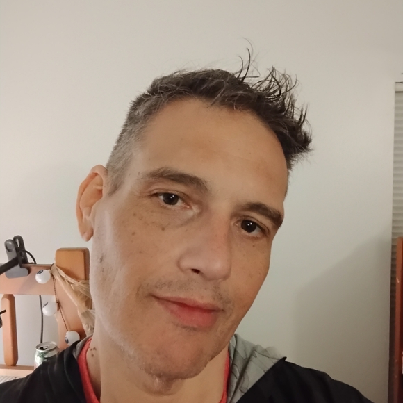 Meet your Posher, Joey - Picture 3 of 3